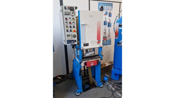 Prensa EMG 15T ECRAN